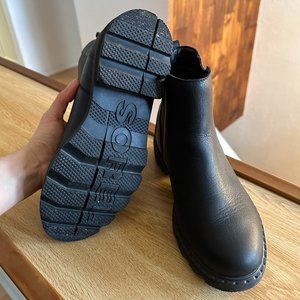 SOREL Women's Emelie II Chelsea Boot